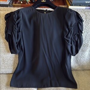 CHLOE BLACK CREPE DE CHINE "RUCHED SHOULDER" BLOUSE/TOP